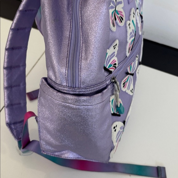 State Bags Kane kids gorgeous Metallic Purple with fuzzy 3d butterflies backpack - Picture 5 of 8